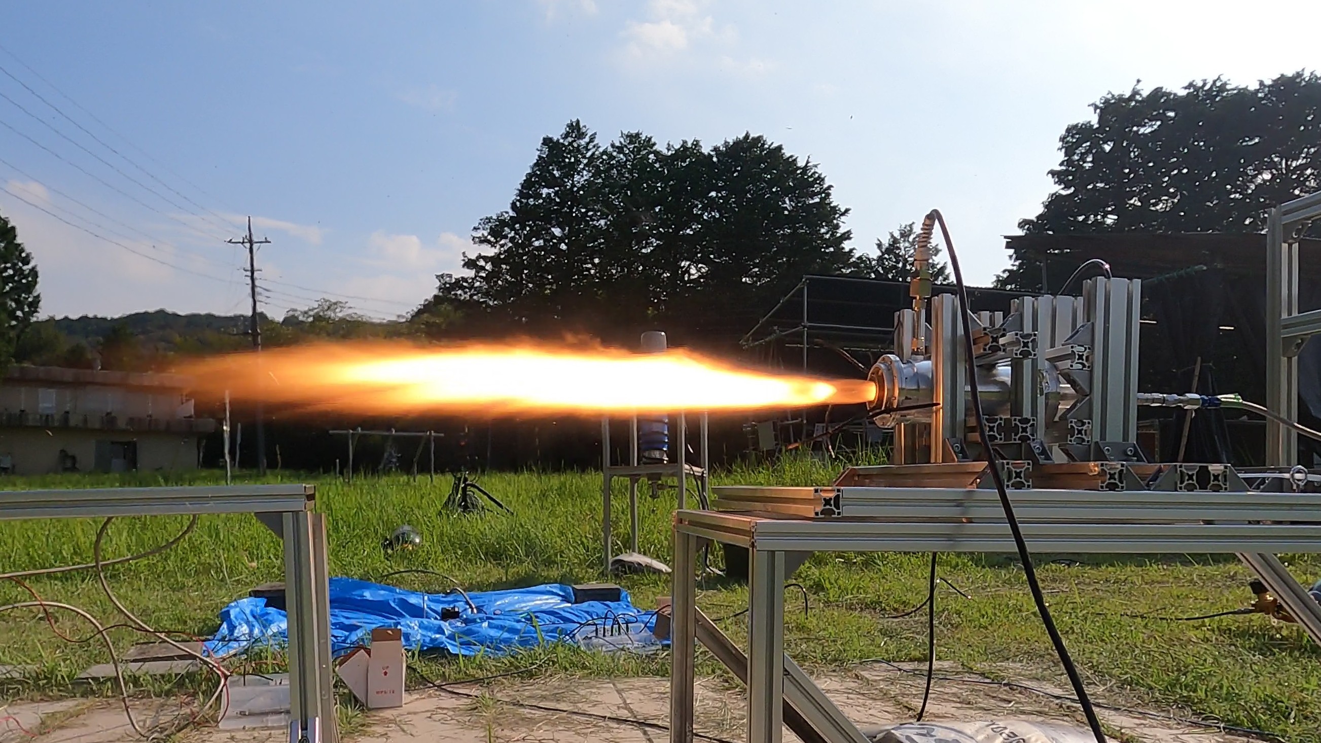 自作ハイブリッドロケットエンジンの燃焼試験